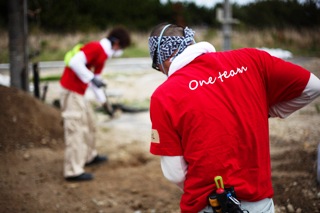 活動中-土砂撤去