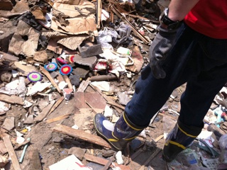 活動中-土砂撤去