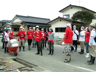 作業前ミーティング