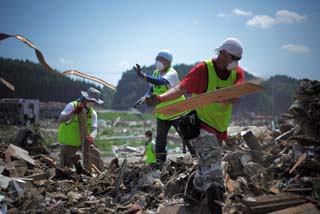 がれきの運び出された空き地