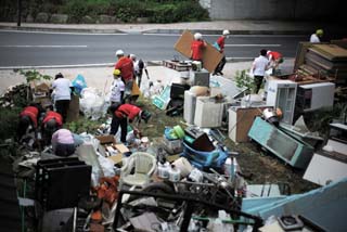がれきの運び出された空き地